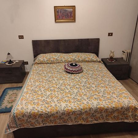 Casa In Antico Borgo Medievale A Tarano Ri, Via Giacomo Leopardi, 15 Villa Exteriör bild