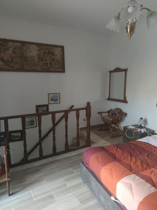 Casa In Antico Borgo Medievale A Tarano Ri, Via Giacomo Leopardi, 15 Villa Exteriör bild