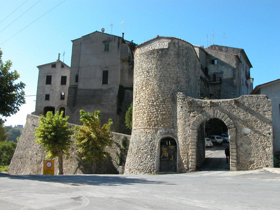 Casa In Antico Borgo Medievale A Tarano Ri, Via Giacomo Leopardi, 15 Villa Exteriör bild
